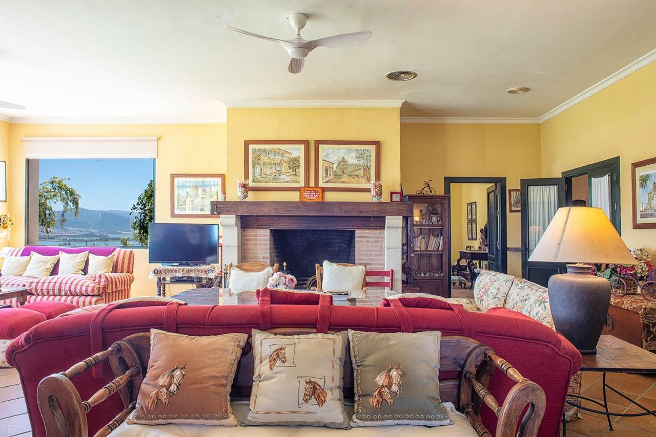 Alterhome Private Villa Cortijo Sierra Y Lago Аркос де ла Фронтера Экстерьер фото